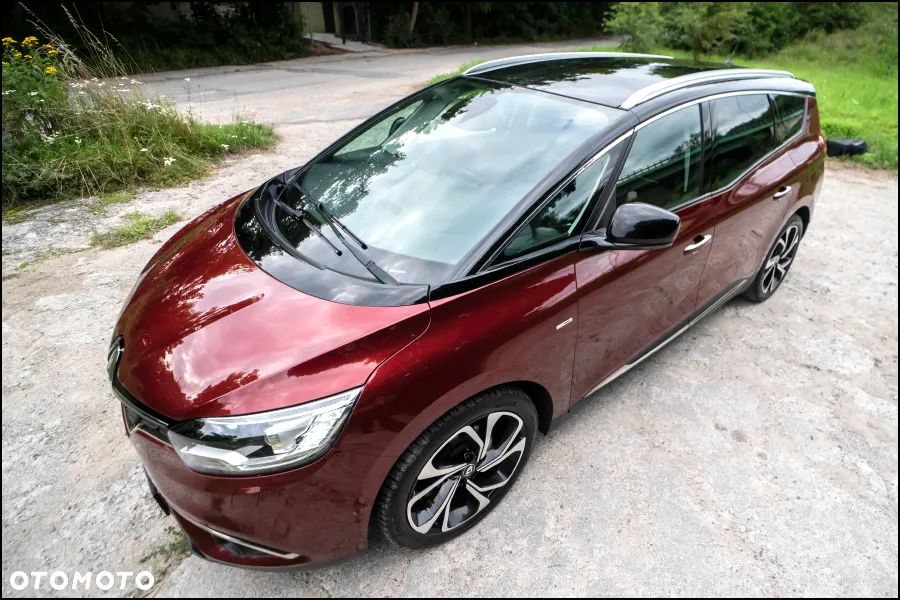 Renault Grand Scenic - 9