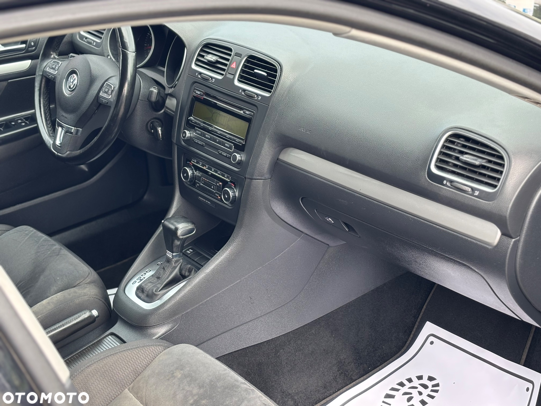 Volkswagen Golf VI 1.4 TSI Highline DSG - 13