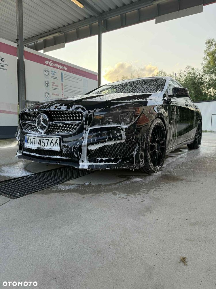 Mercedes-Benz CLA 250 4Matic 7G-DCT - 3