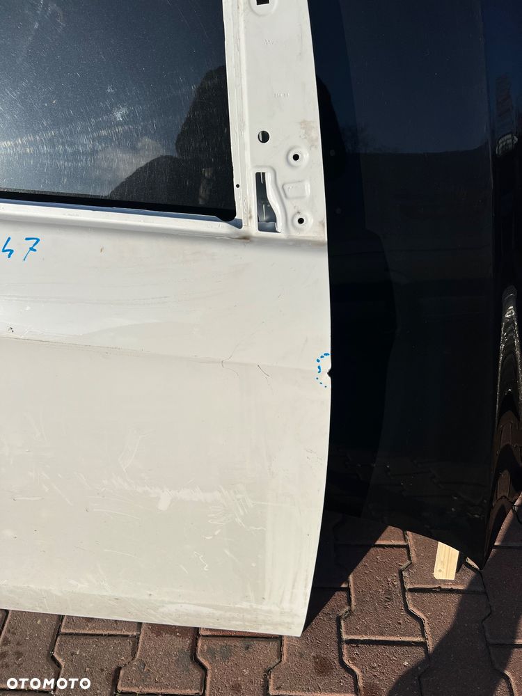 Drzwi przód przednie prawe MERCEDES VITO W447 14- - 2