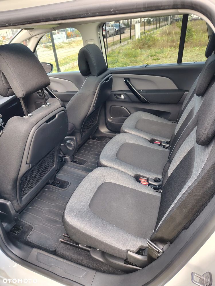 Citroën C4 Picasso 1.2 PureTech MoreLife S&S EAT6 - 11