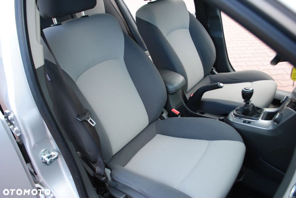 Chevrolet Cruze 1.8 LT - 13