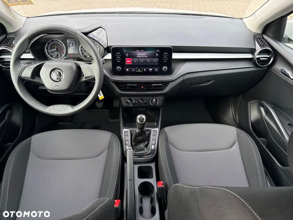 Skoda Fabia 1.0 Ambition - 10