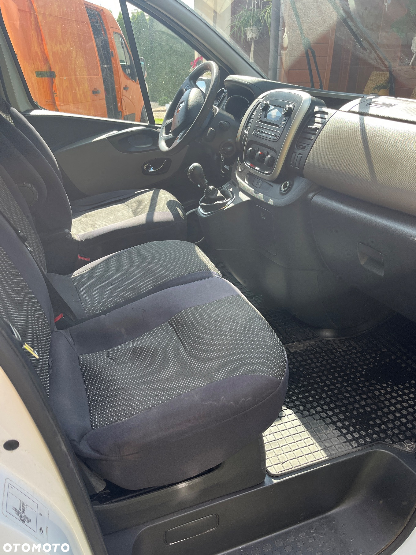 Renault Trafic - 9