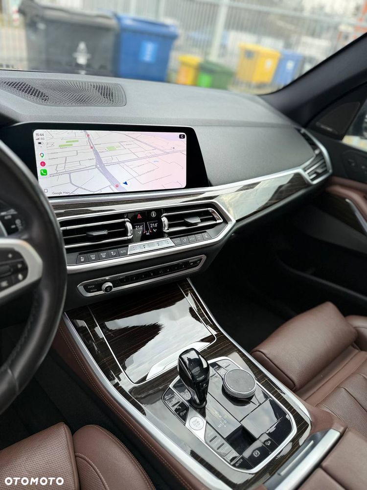 BMW X5 xDrive50i Sport-Aut - 21