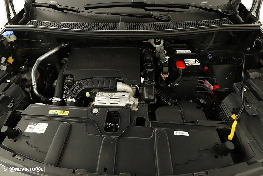 Peugeot 3008 1.2 PureTech GT EAT8 - 26
