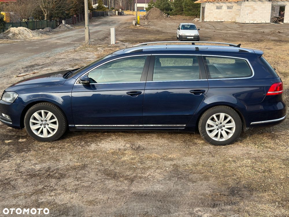 Volkswagen Passat 1.6 TDI BlueMotion Technology Comfortline - 8