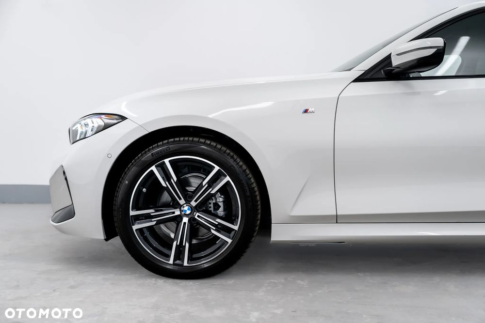 BMW 318I 2026 photo 5