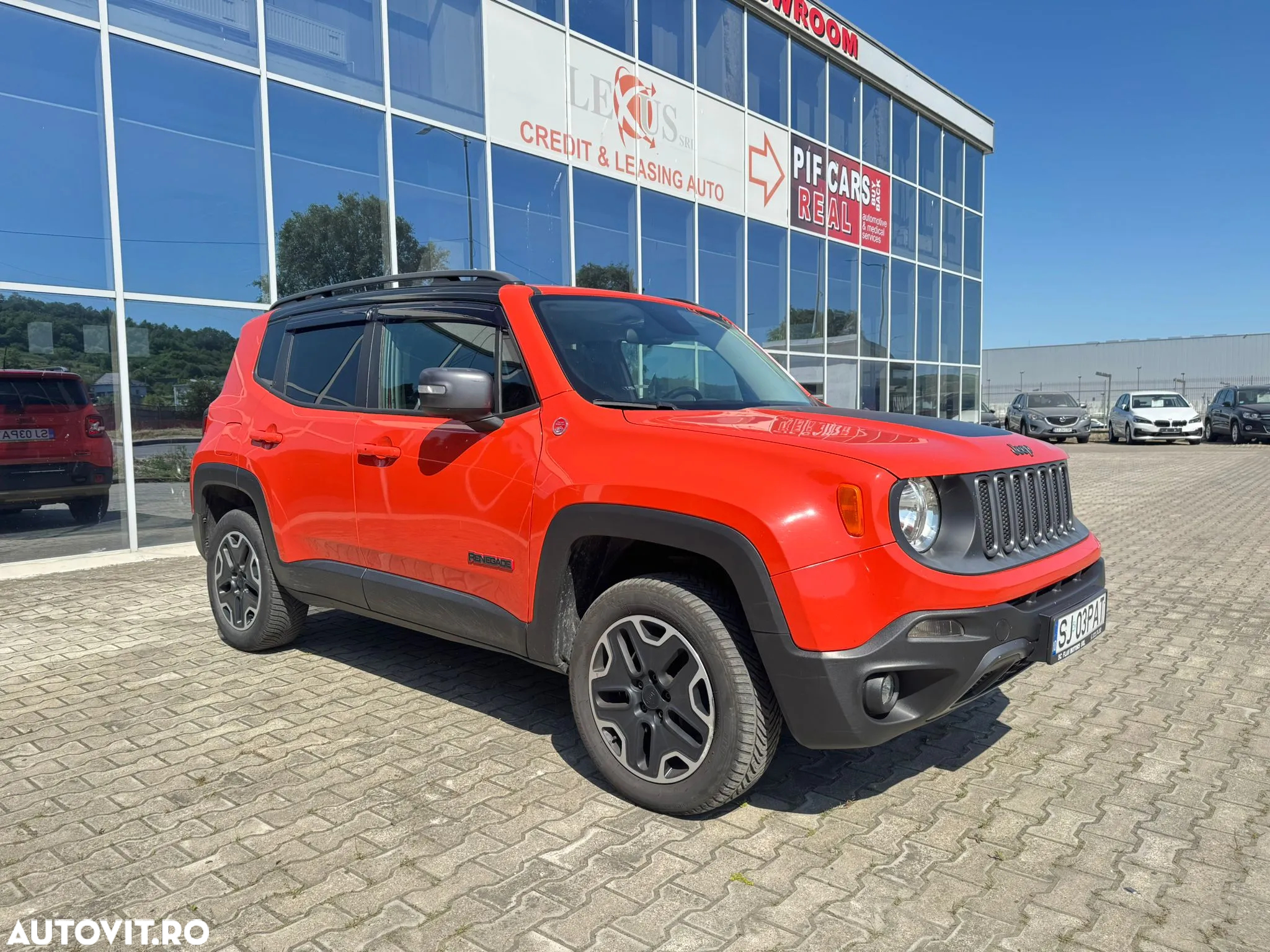 Jeep Renegade 2.0 M-Jet 4x4 Low AT9 Trailhawk - 3