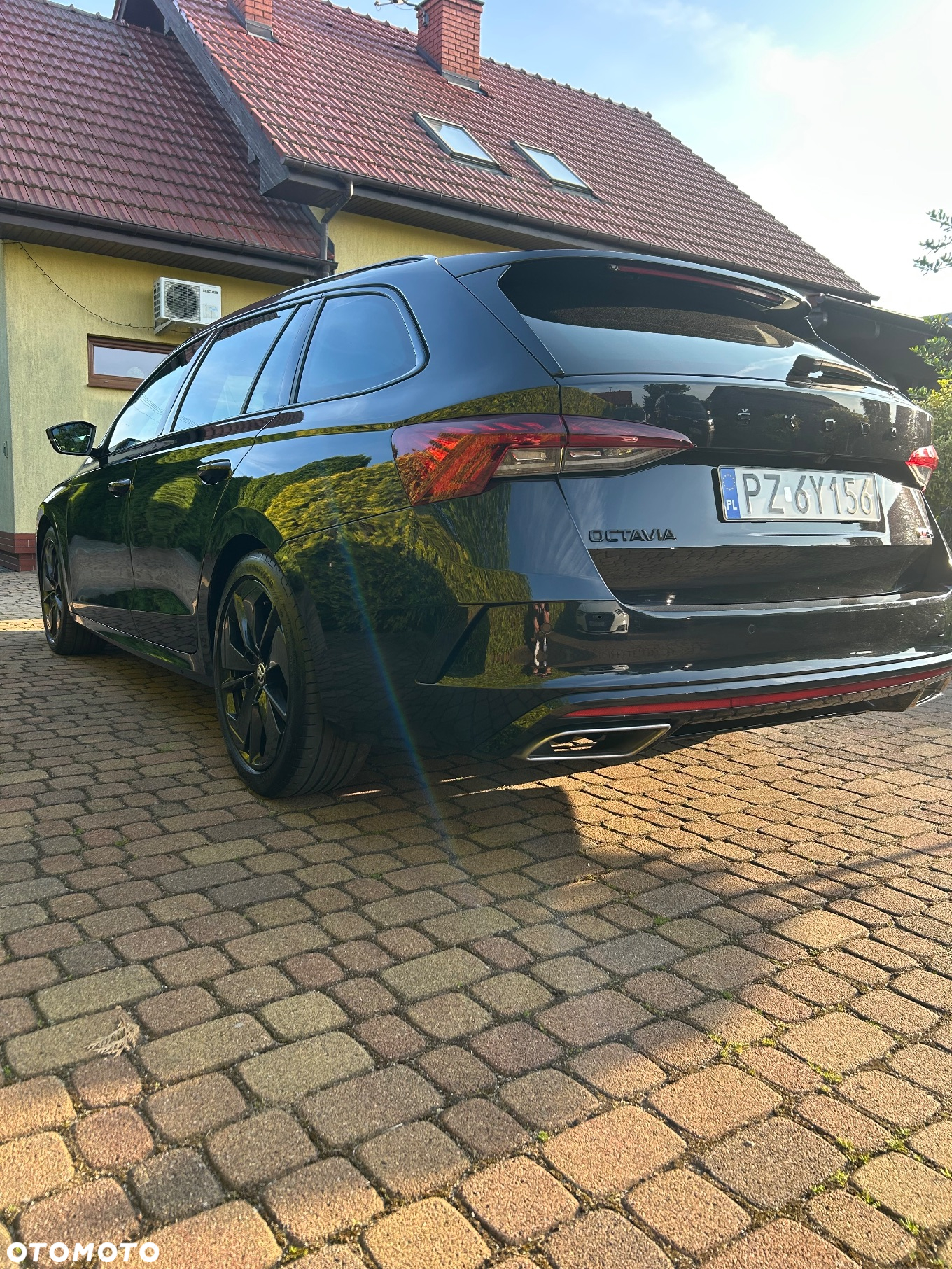 Skoda Octavia 2.0 TDI DSG RS First Edition - 12