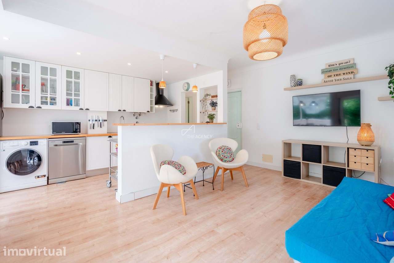Apartamento T2 mobiliado luminoso no Monte Estoril - Grande imagem: 5/25