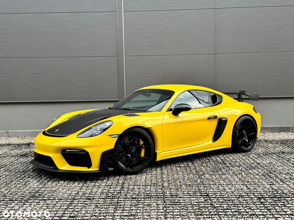 Porsche 718 Cayman - 1