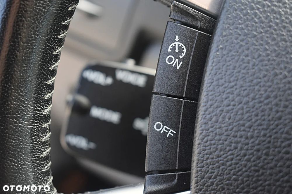 Ford Kuga 2.0 TDCi 2x4 Individual - 32