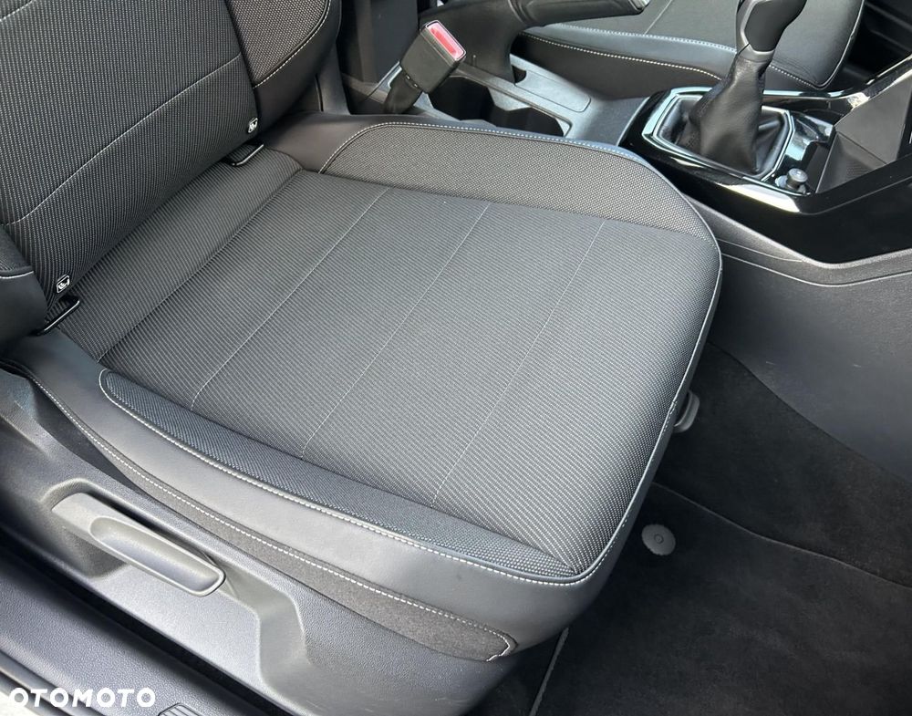 Volkswagen T-Cross - 18