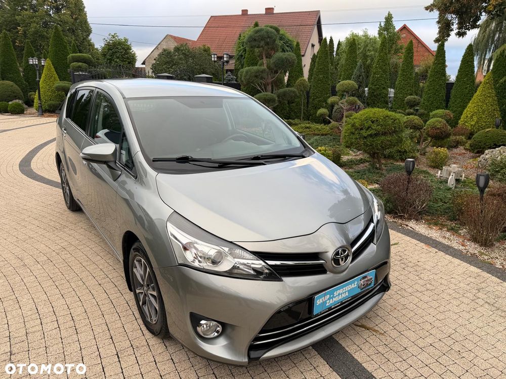 Toyota Verso 2.0 D-4D 5-Sitzer - 2