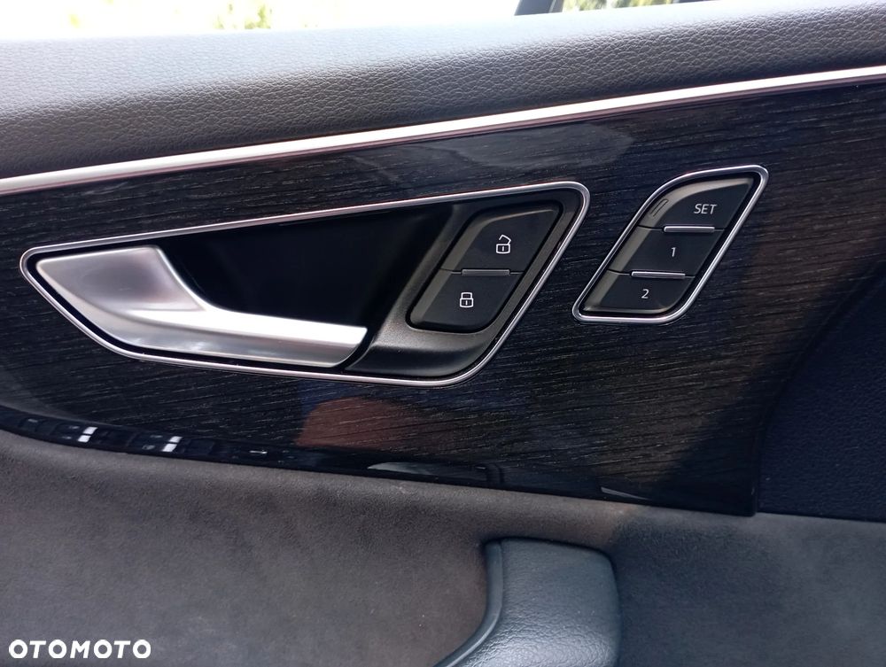 Audi Q8 50 TDI mHEV Quattro Tiptronic - 33