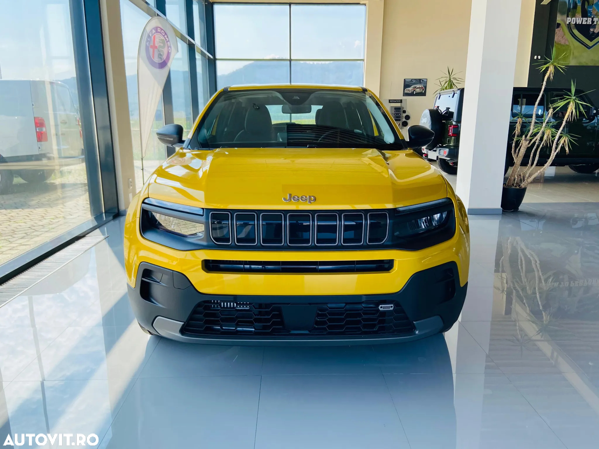 Jeep Avenger 1.2 MT6 Turbo Longitude - 2