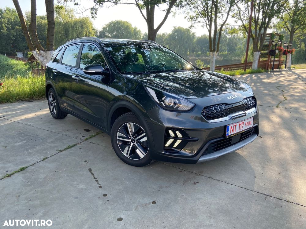 Kia Niro 1.6 GDI HEV 2WD OPF Aut. Vision - 2