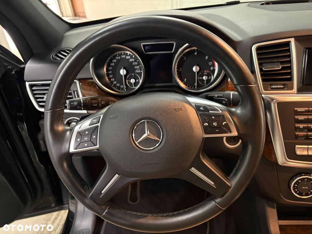 Mercedes-Benz ML 350 BlueTEC 4-Matic - 8