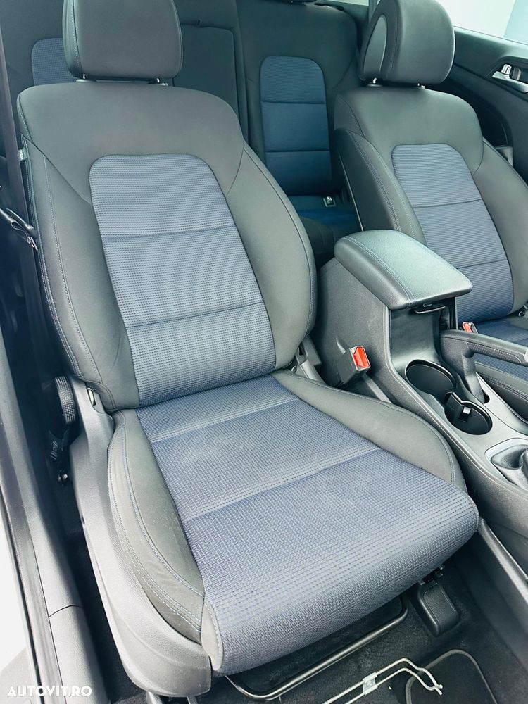 Hyundai Tucson blue 1.6 GDi 2WD Passion - 23