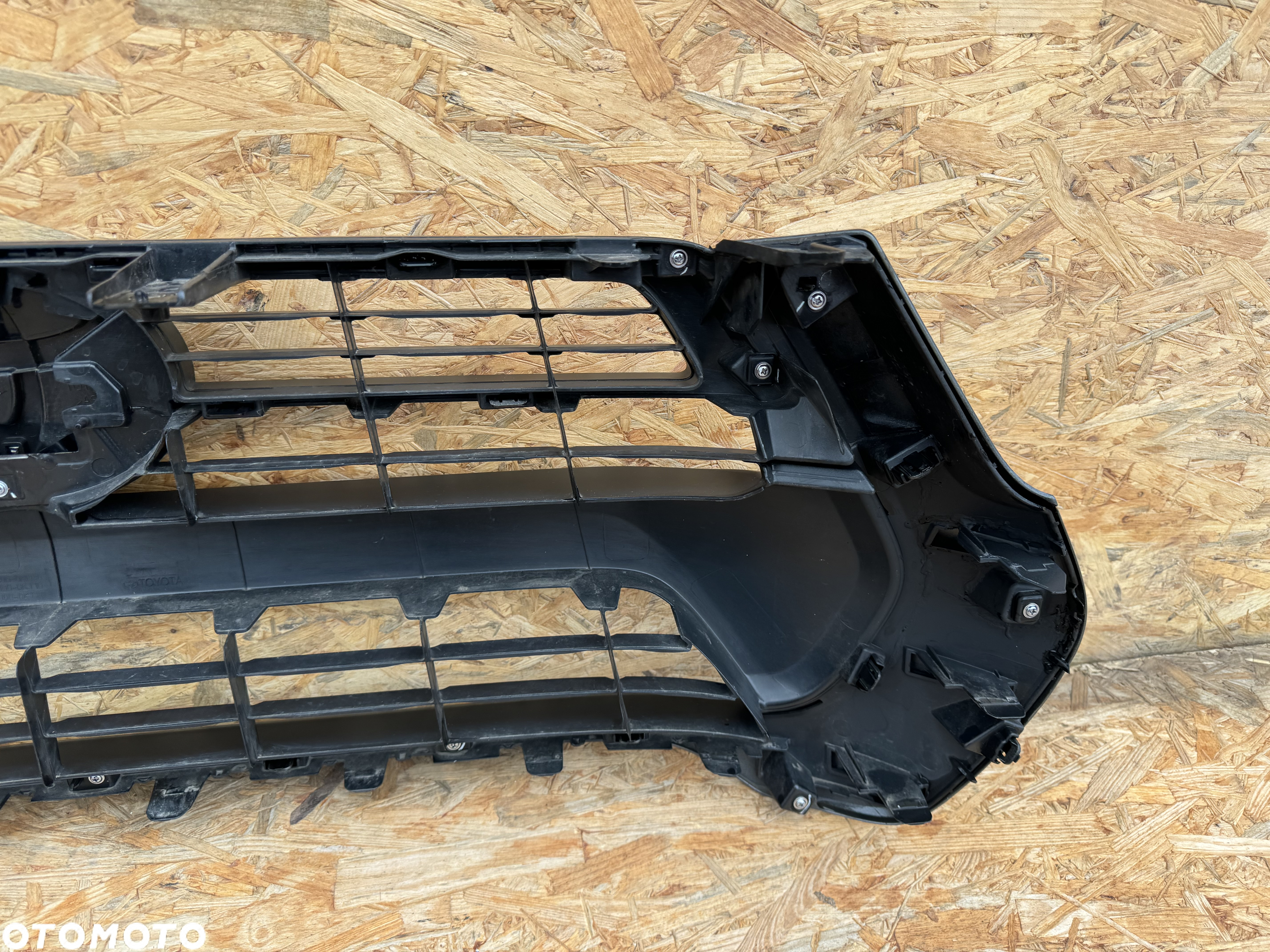 GRILL ATRAPA CHŁODNICY TOYOTA HILUX VIII 8 LIFT IX 9 20+ 53100-0KJ80 75310-0K010 ORYGINAŁ - 9