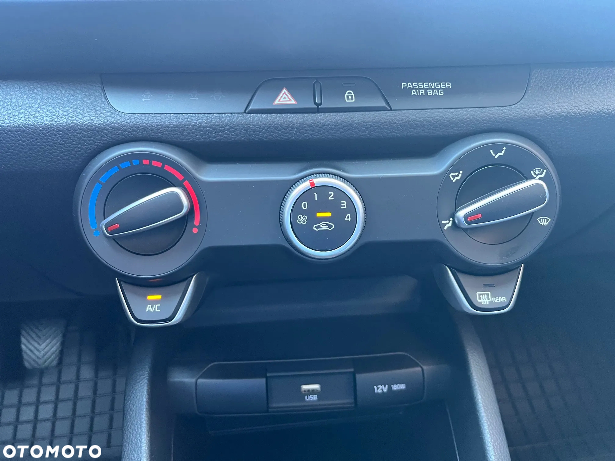 Kia Stonic 1.0 T-GDI M - 14