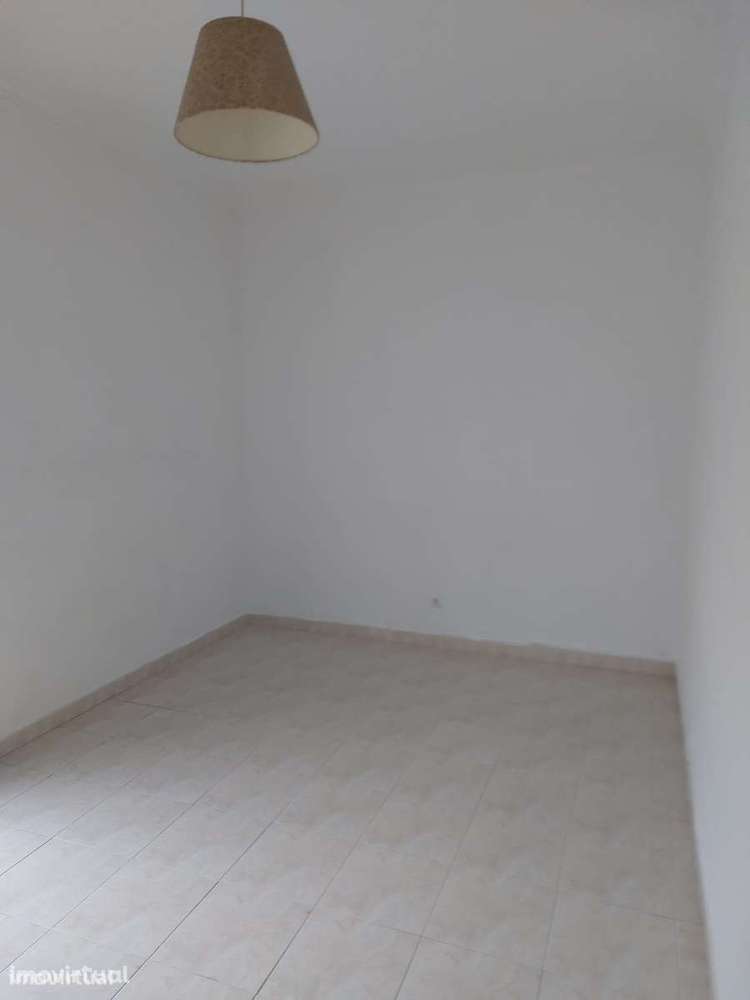 Apartamento T2 para arrendar em Moscavide - Grande imagem: 5/16
