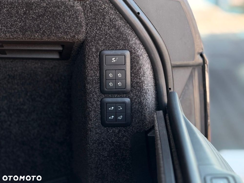 Land Rover Range Rover 4.4SD V8 SV AB - 32