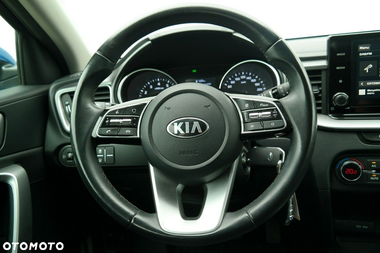 Kia Ceed - 14