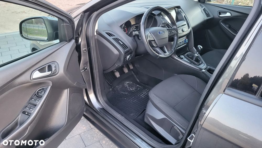 Ford Focus 1.5 TDCi ECOnetic 88g Start-Stopp-System Titanium - 7