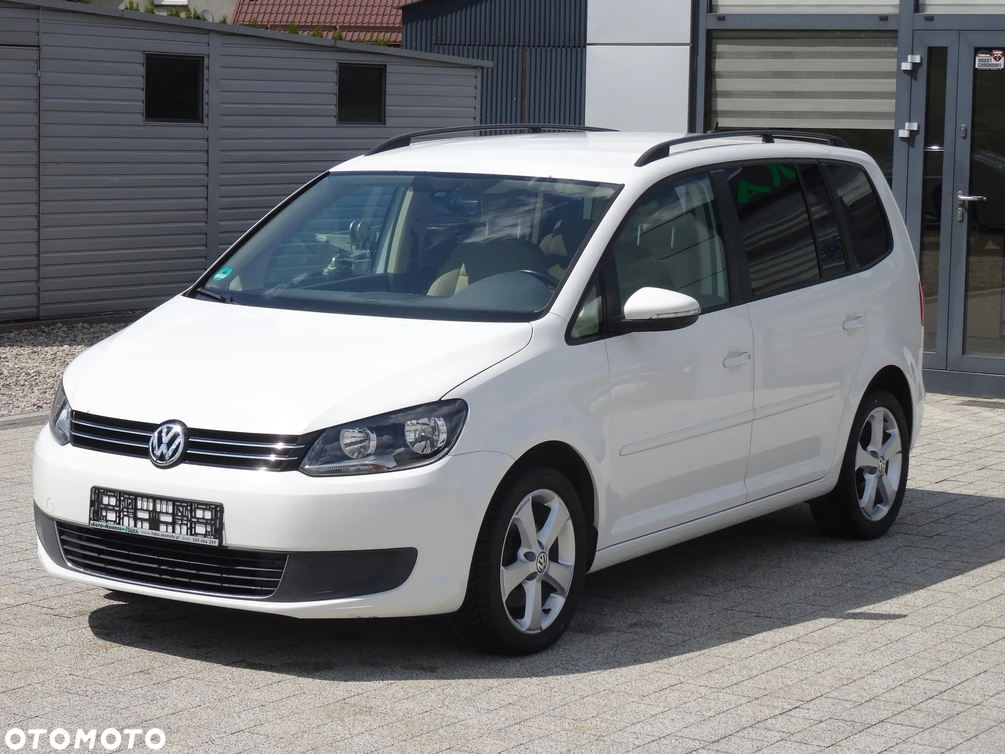 Volkswagen Touran 2.0 TDI DPF BlueMotion Technology Comfortline - 5