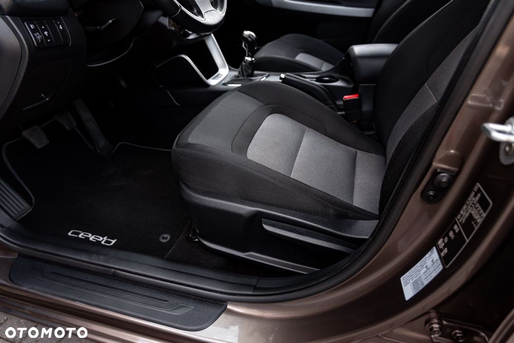 Kia Ceed 1.4 Vision - 18