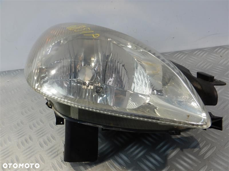 Reflektor lampa przód prawa Citroen Xsara Picasso 1999-2004 VALEO - 2