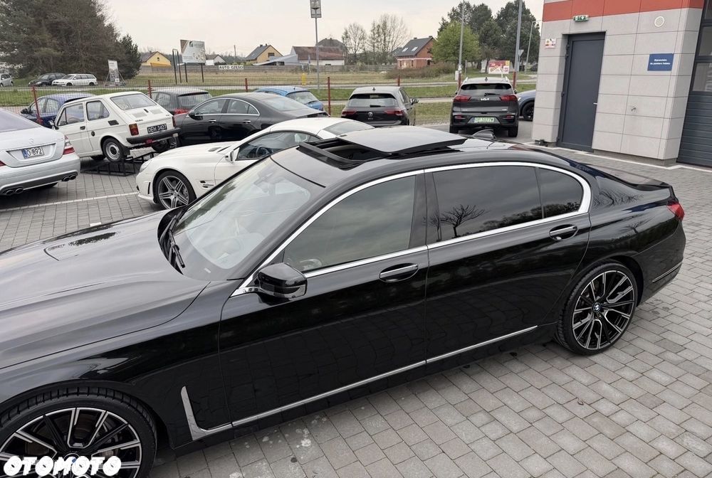 BMW Seria 7 740Li - 12