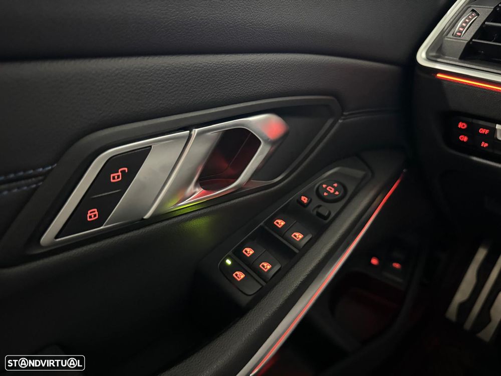 BMW 330 e Pack M Auto - 20