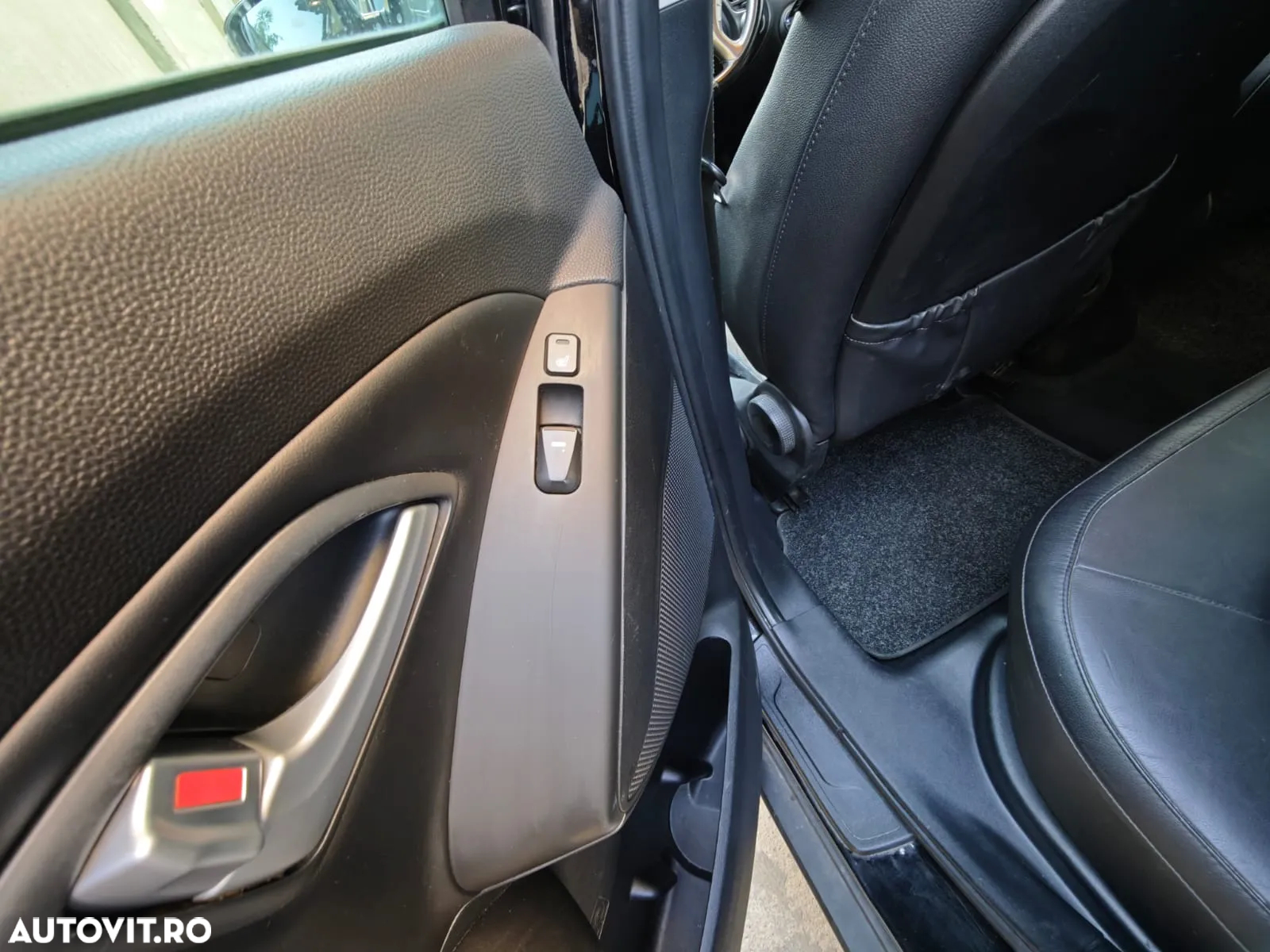 Hyundai ix35 2.0 CRDI 4WD Automatik Luxury - 11
