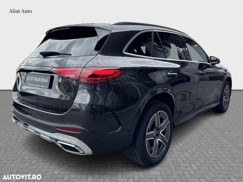 Mercedes-Benz GLC 300 e 4MATIC - 4