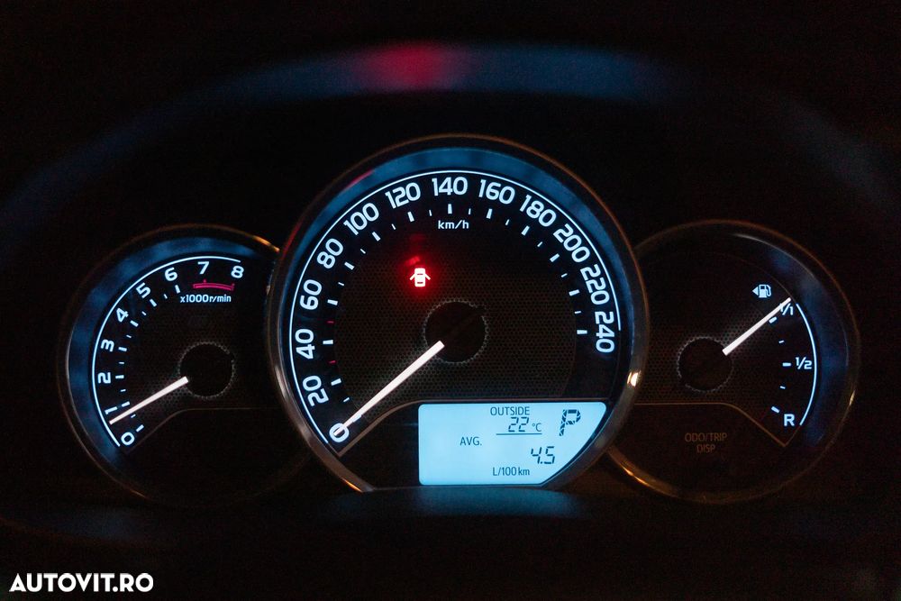 Toyota Corolla 1.6 Valvematic CVT Sol - 35