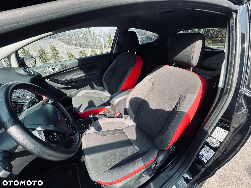 Ford Fiesta - 11