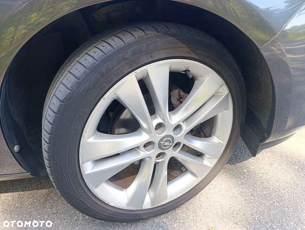 Opel Astra 1.4 T Cosmo S&S - 13