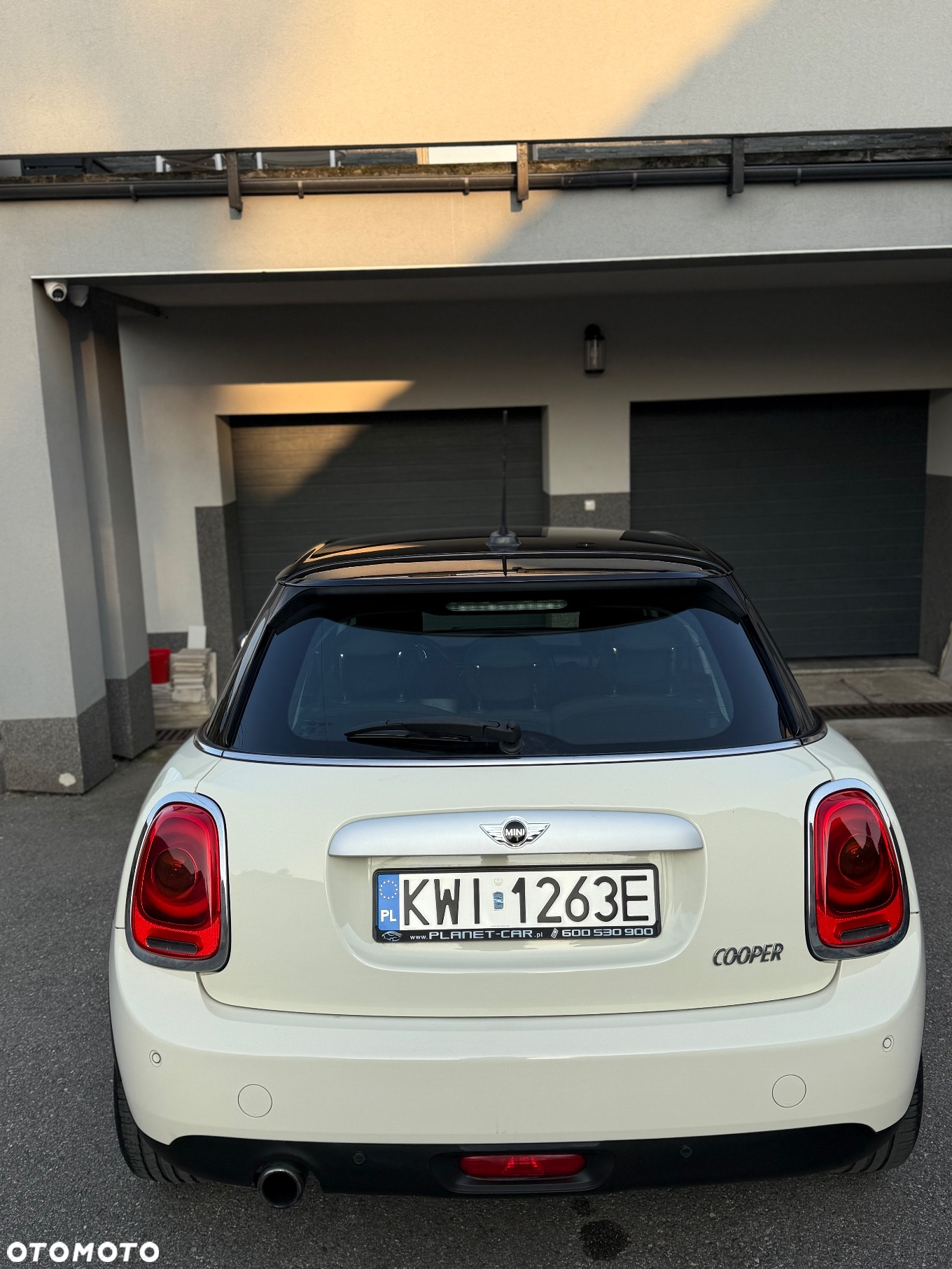 MINI Cooper Standard - 5
