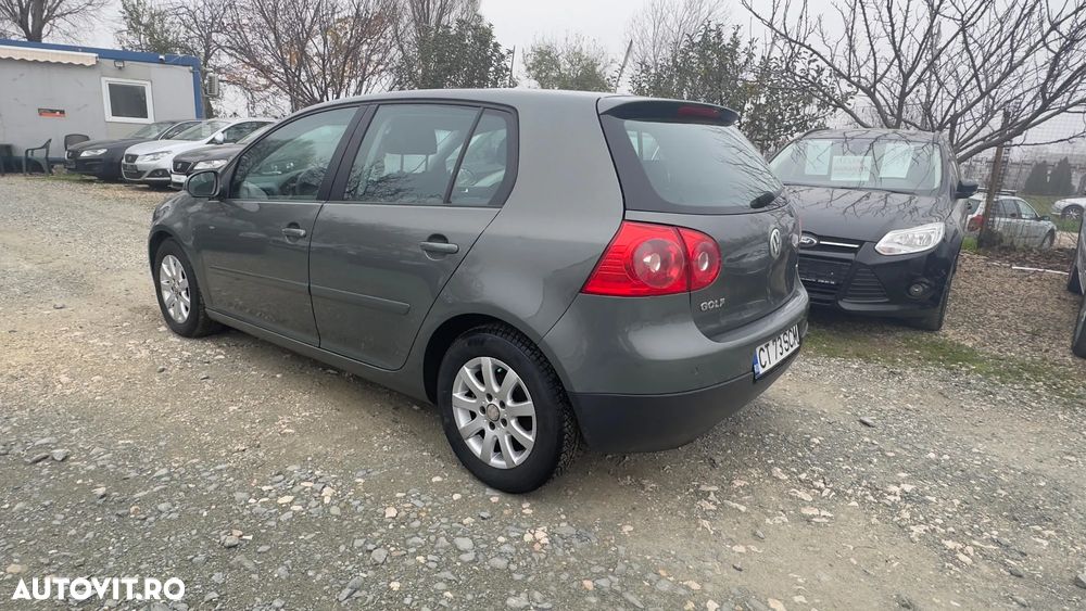 Volkswagen Golf - 14