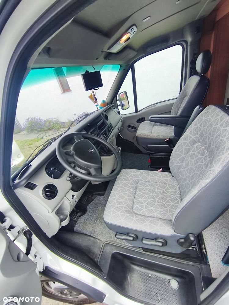 Renault Master Knaus - 16