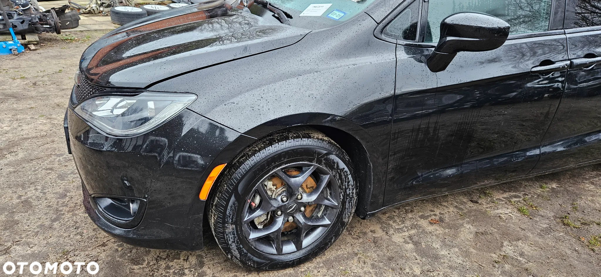 Chrysler Pacifica 2016-  3.6 V6 Błotnik przód lewy Błotnik przedni lewy Reflektor prawy Lampa prawa Xenon Soczewka Led 68370845AB 68370844AB Wzmocnienie czołowe Pas przedni  KOLOR  PXR - 2