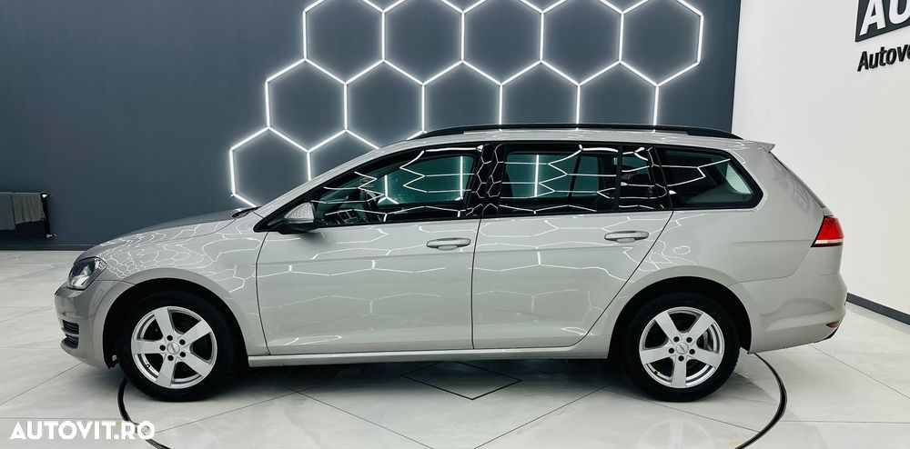 Volkswagen Golf 1.6 TDI BlueMotion Technology Comfortline - 33