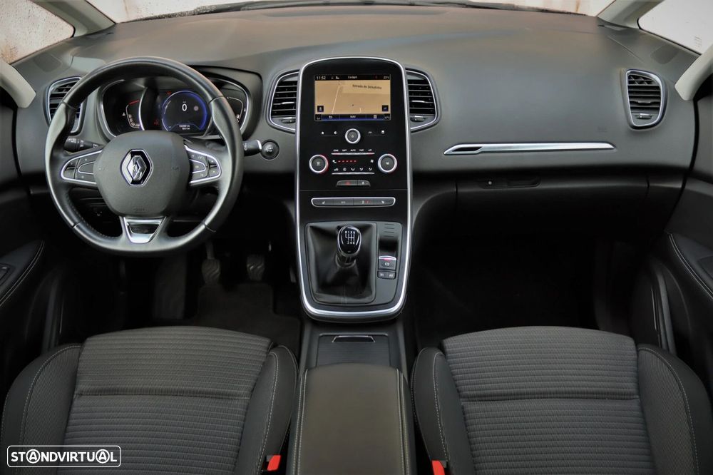 Renault Grand Scénic - 19