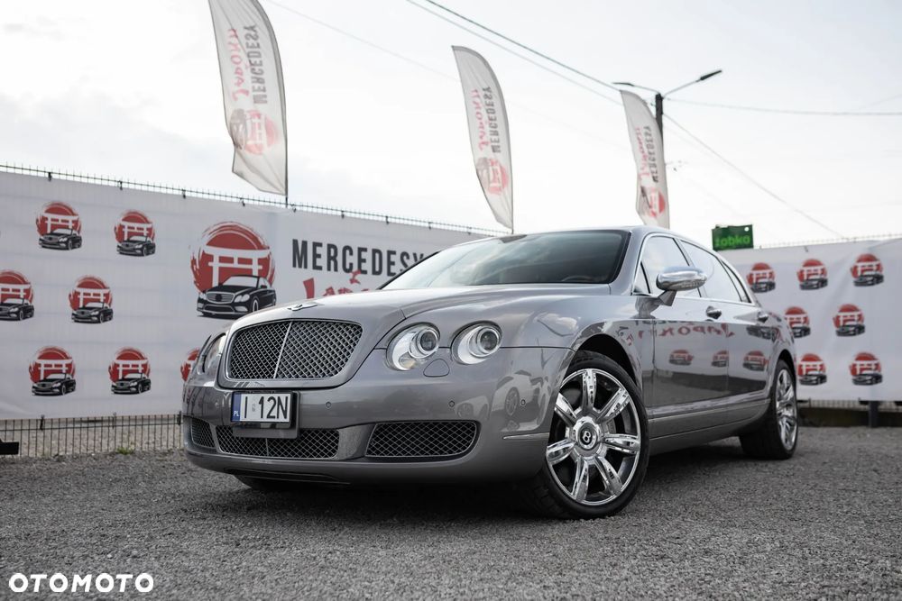 Bentley Flying Spur - 12