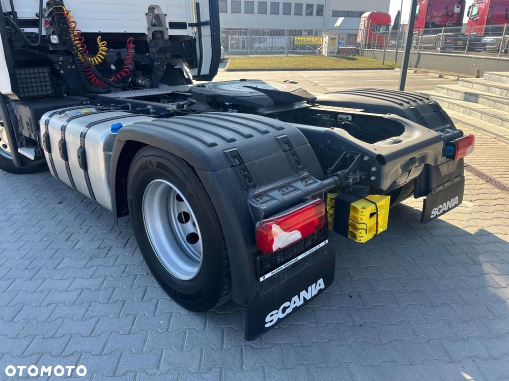 Scania S 500 A4x2NA Zawieszenie tył 4 poduszki - 9