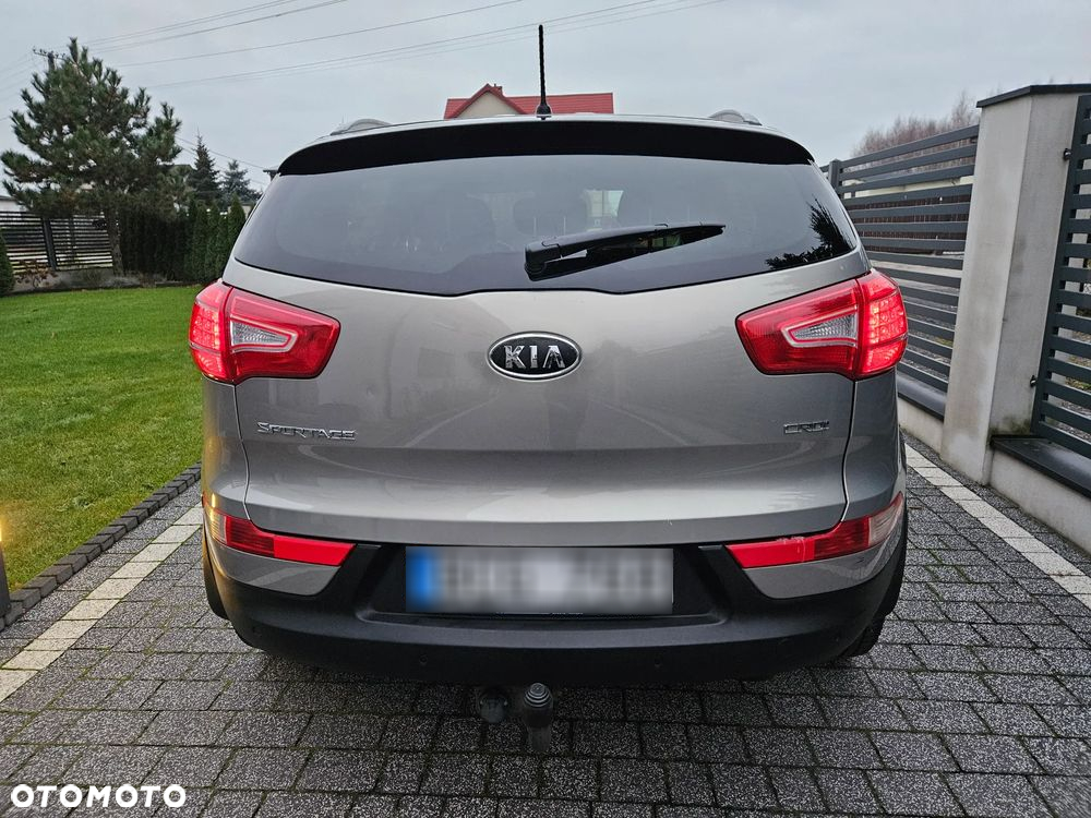 Kia Sportage 1.7 CRDI 2WD Dream-Team Edition - 9