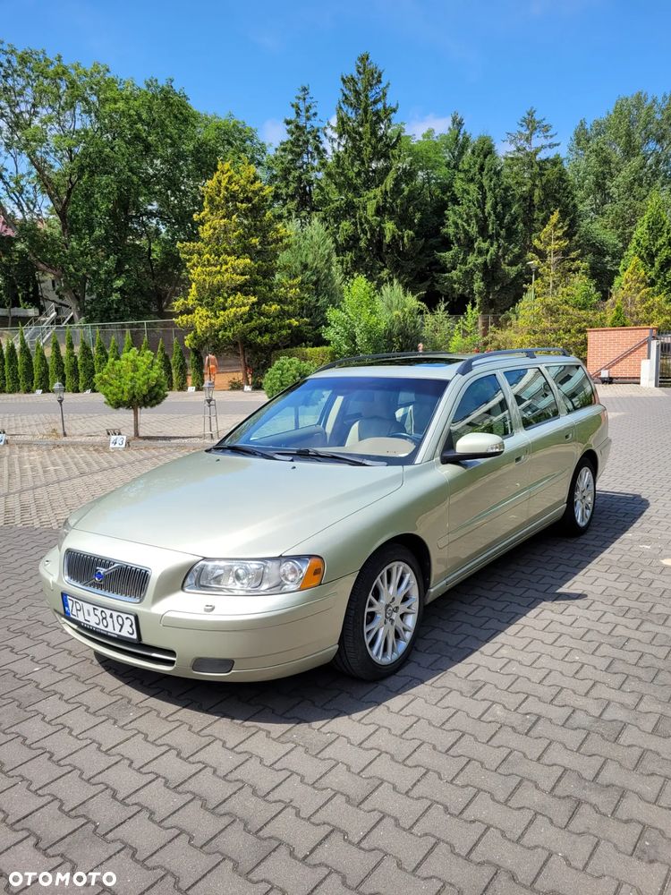 Volvo V70 - 1